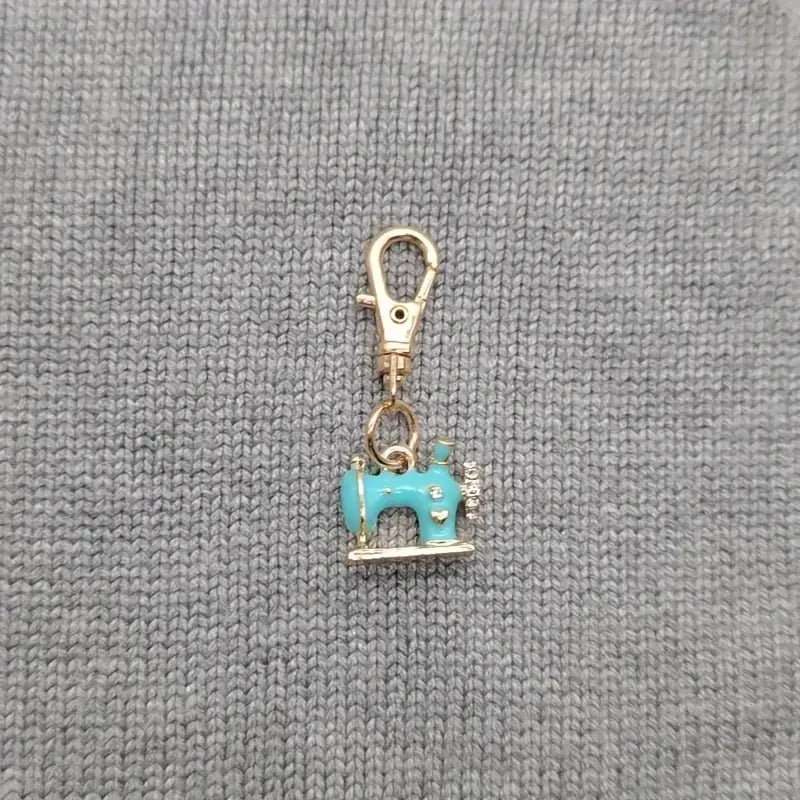 🧵✨ Mini Sewing Machine Keychains – A Stitch of Memory & Meaning